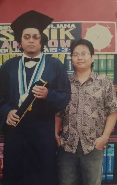 Foto bersama adik ke 2